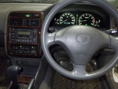 Toyota CORONA PREMIO  с аукциона в Японии