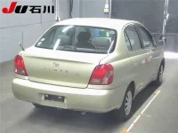 Toyota PLATZ лот № 7108 оценка 3.5  с аукциона в Японии 1