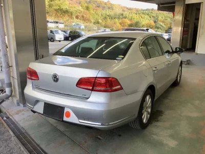 Volkswagen PASSAT  с аукциона в Японии