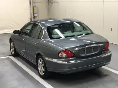 Jaguar X TYPE
