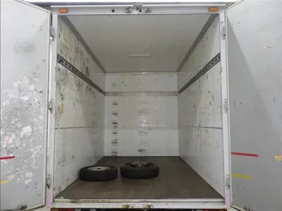 Isuzu ELF  с аукциона в Японии