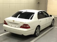 Toyota CELSIOR лот № 6013 оценка R  с аукциона в Японии 3