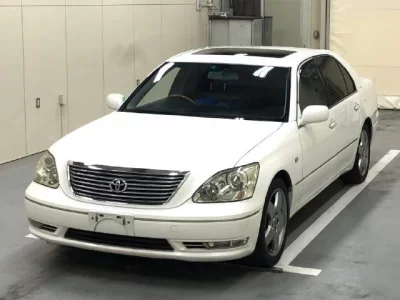 Toyota CELSIOR  с аукциона в Японии