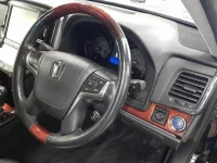 Toyota CROWN лот № 30193 оценка R  с аукциона в Японии 6