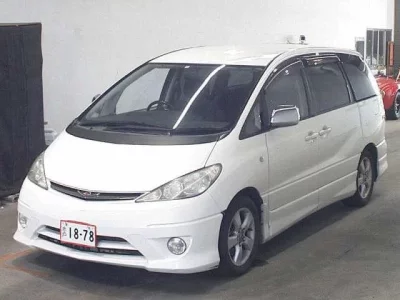 Toyota ESTIMA  с аукциона в Японии