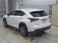 Lexus NX лот № 30196 оценка 4  с аукциона в Японии 5
