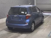 Toyota RACTIS лот № 2048 оценка R  с аукциона в Японии 1