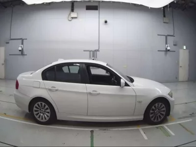 BMW 3-Series  с аукциона в Японии