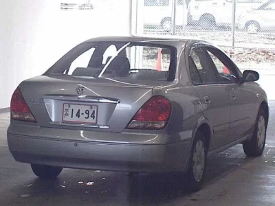 Nissan SYLPHY  с аукциона в Японии