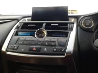 Lexus NX лот № 30214 оценка 4  с аукциона в Японии 9