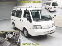 Mazda BONGO VAN лот № 30011 оценка 3.5  с аукциона в Японии 3
