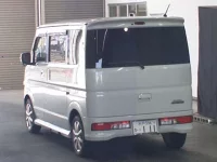 Suzuki EVERY WAGON лот № 2050 оценка R  с аукциона в Японии 1