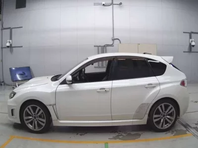 Subaru IMPREZA  с аукциона в Японии