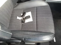 Toyota AURIS лот № 90419 оценка 3.5  с аукциона в Японии 7