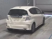 Honda FIT лот № 2538 оценка R  с аукциона в Японии 1