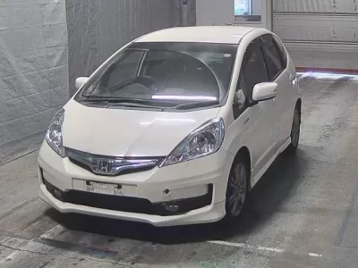 Honda FIT  с аукциона в Японии