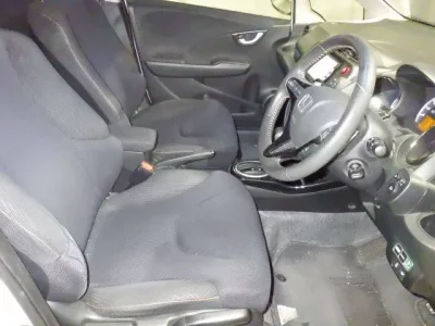 Honda FIT  с аукциона в Японии