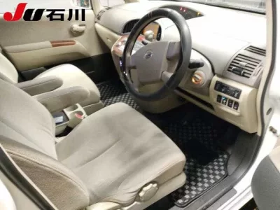 Nissan PRESAGE  с аукциона в Японии