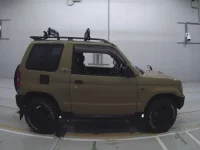 Mitsubishi PAJERO MINI лот № 3106 оценка 3  с аукциона в Японии 2