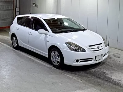 Toyota CALDINA  с аукциона в Японии