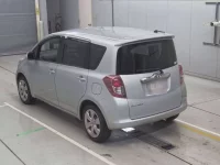 Toyota RACTIS лот № 30252 оценка 4  с аукциона в Японии 5