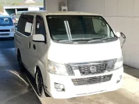 Nissan CARAVAN VAN лот № 3351 оценка 4  с аукциона в Японии 3