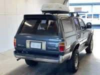 Toyota HILUX SURF лот № 3353 оценка 3.5  с аукциона в Японии 1