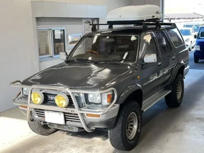 Toyota HILUX SURF  с аукциона в Японии
