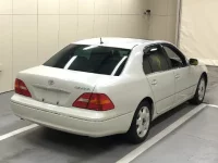 Toyota CELSIOR лот № 1171 оценка R  с аукциона в Японии 3