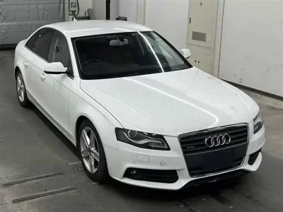 Audi A4  с аукциона в Японии