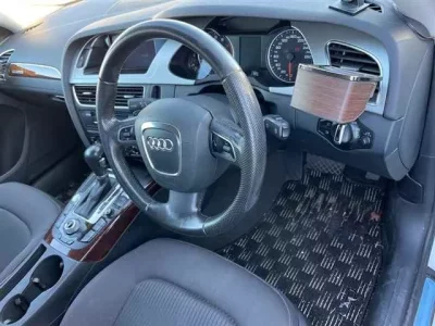 Audi A4  с аукциона в Японии