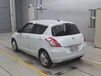 Suzuki SWIFT лот № 30258 оценка RA  с аукциона в Японии 5