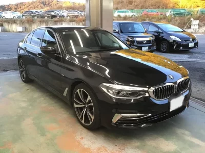 BMW 5-Series  с аукциона в Японии