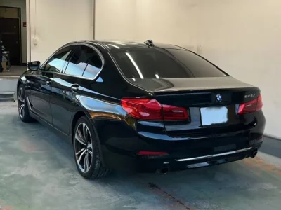 BMW 5-Series  с аукциона в Японии