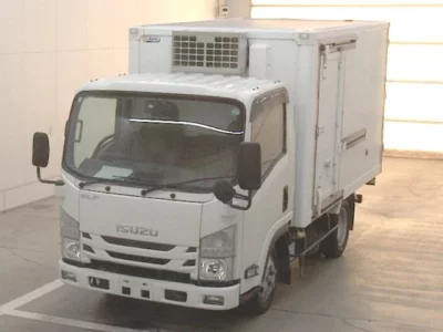 Isuzu ELF  с аукциона в Японии
