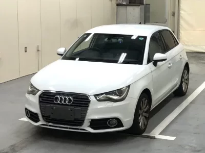 Audi A1  с аукциона в Японии
