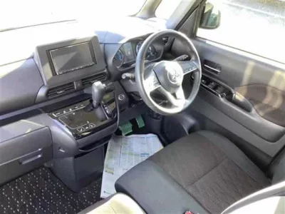 Mitsubishi EK X SPACE  с аукциона в Японии