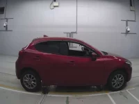 Mazda DEMIO лот № 11006 оценка 4  с аукциона в Японии 2