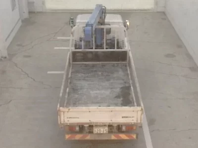 Isuzu ELF  с аукциона в Японии
