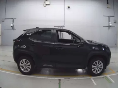 Toyota YARIS CROSS  с аукциона в Японии