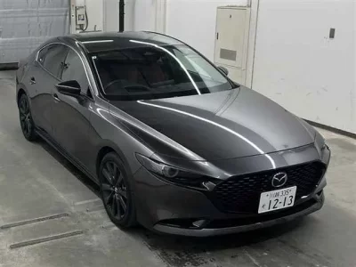 Mazda MAZDA3  с аукциона в Японии