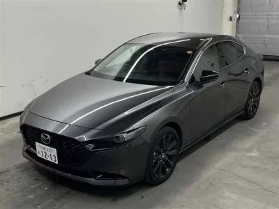 Mazda MAZDA3  с аукциона в Японии