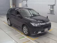 Mitsubishi OUTLANDER лот № 11023 оценка 3  с аукциона в Японии 4