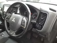 Mitsubishi OUTLANDER лот № 11023 оценка 3  с аукциона в Японии 6