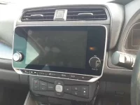 Nissan LEAF лот № 30296 оценка 4  с аукциона в Японии 9