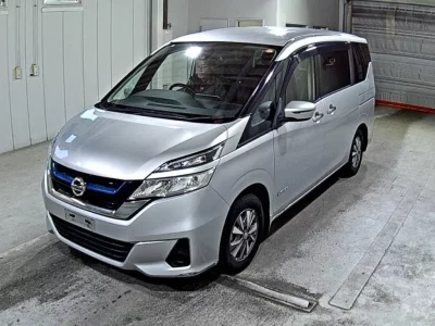 Nissan SERENA  с аукциона в Японии