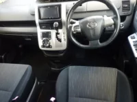 Toyota VOXY лот № 3008 оценка 3.5  с аукциона в Японии 2