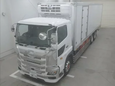 Hino TRUCK