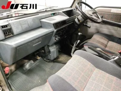 Mitsubishi MINICAB VAN  с аукциона в Японии