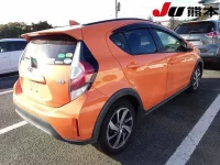 Toyota AQUA лот № 2011 оценка 3.5  с аукциона в Японии 5